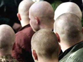 Скинхеды. Фото Росбалт.Ru Скинхеды. Фото Росбалт.Ru