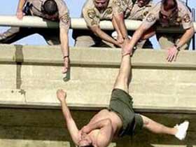 Самоубийцу поймали за ногу