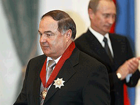 Президент Адыгеи Хазрет Сомен и Владимир Путин, фото Коммерсантъ Президент Адыгеи Хазрет Сомен и Владимир Путин, фото Коммерсантъ