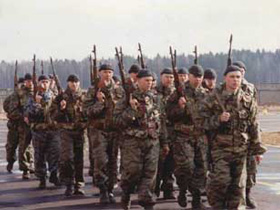 Внутренние войска России. Фото с сайта РостовИнфо (С) Внутренние войска России. Фото с сайта РостовИнфо (С)