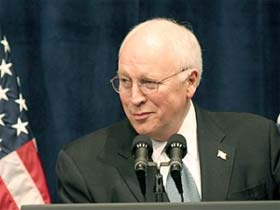 Дик Чейни. Фото с сайта eirk.ru (с) Дик Чейни. Фото с сайта eirk.ru (с)