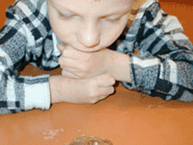 Школьник. Фото с сайта www.pskov.kp.ru Школьник. Фото с сайта www.pskov.kp.ru