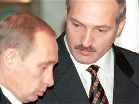 Путин и Лукашенко. Фото "Новая газета" (С) Путин и Лукашенко. Фото "Новая газета" (С)