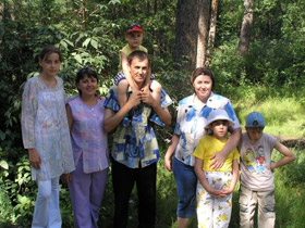 Семья. Фото: karakulcy.narod.ru (с) Семья. Фото: karakulcy.narod.ru (с)