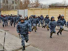 ОМОН в Москве 4 ноября. Фото: politaktiv.ru (с) ОМОН в Москве 4 ноября. Фото: politaktiv.ru (с)