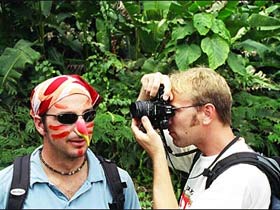 Туристы. Фото news.bbc.co.uk (с) Туристы. Фото news.bbc.co.uk (с)