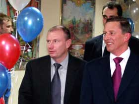 Владимир Потанин и Сергей Иванов. Фото: fund.potanin.ru (с) Владимир Потанин и Сергей Иванов. Фото: fund.potanin.ru (с)