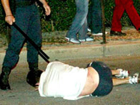 Пытки задержанных. Фото: reuters (c) Пытки задержанных. Фото: reuters (c)