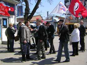 Пикет в Таганроге, фото Бориса Батыя, сайт Каспаров.Ru Пикет в Таганроге, фото Бориса Батыя, сайт Каспаров.Ru