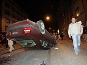 Погром в Таллине. Фото: Postimees Погром в Таллине. Фото: Postimees