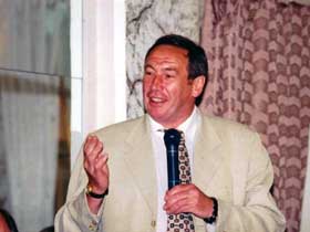 Шамиль Тарпищев. Фото с сайта denisbessonov.narod.ru Шамиль Тарпищев. Фото с сайта denisbessonov.narod.ru