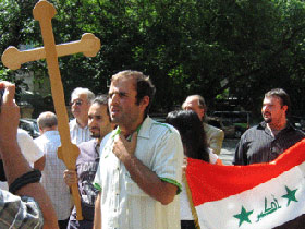 Пикет ассирийцев в Москве. Фото с сайта blagovest-info.ru Пикет ассирийцев в Москве. Фото с сайта blagovest-info.ru