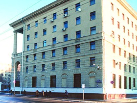 Петровка, 38. Фото с сайта proplex.ru Петровка, 38. Фото с сайта proplex.ru