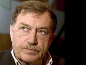 Василий Аксенов. Фото: kino-teatr.ru Василий Аксенов. Фото: kino-teatr.ru