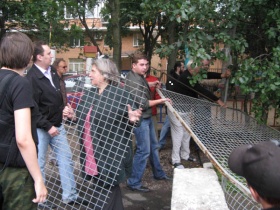 Жители ул. Вавилова. Фото из ЖЖ Анастасии Удальцовой Жители ул. Вавилова. Фото из ЖЖ Анастасии Удальцовой