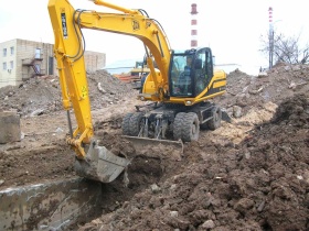 Экскаватор. Фото: intelstroi.ru Экскаватор. Фото: intelstroi.ru