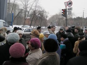 Пикет на Уралмаше, фото Егора Шевченко, Каспаров.Ru Пикет на Уралмаше, фото Егора Шевченко, Каспаров.Ru