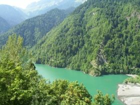 Абхазия, о. Рица. Фото: iportall.ru Абхазия, о. Рица. Фото: iportall.ru