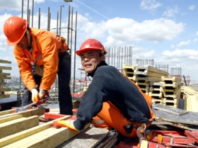 Гастарбайтеры. Фото: http://www.sensator.ru/ Гастарбайтеры. Фото: http://www.sensator.ru/