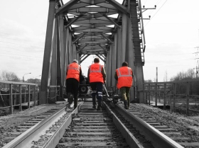 Железнодорожники. Фото: img-2006-04.photosight.ru Железнодорожники. Фото: img-2006-04.photosight.ru