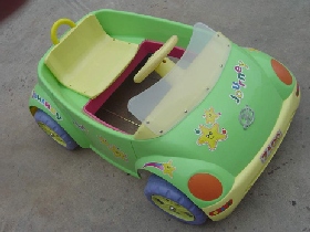 Детская машинка. Фото: с сайта www.kitairu.net Детская машинка. Фото: с сайта www.kitairu.net