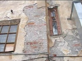 Аварийное жилье. Фото: Игорь Гольдберг, Каспаров.Ru Аварийное жилье. Фото: Игорь Гольдберг, Каспаров.Ru