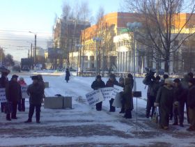 Митинг "Силиката", фото Лизы Охайзиной, Каспаров.Ru Митинг "Силиката", фото Лизы Охайзиной, Каспаров.Ru