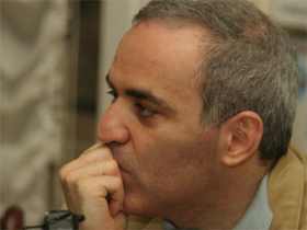 Лидер ОГФ, один из лидеров ОДД "Солидарность", член Бюро НА Гарри Каспаров. Фото с сайта peoples.ru Лидер ОГФ, один из лидеров ОДД "Солидарность", член Бюро НА Гарри Каспаров. Фото с сайта peoples.ru