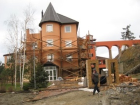 Дача Ткачева. Фото: novayagazeta.ru Дача Ткачева. Фото: novayagazeta.ru