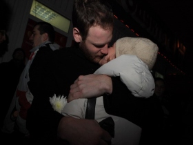 Встреча Григория Юдина. Фото Евгения Фельдмана "Новая газета". Встреча Григория Юдина. Фото Евгения Фельдмана "Новая газета".