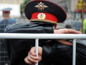 Извинения полицейского. Фото: aloqada.com Извинения полицейского. Фото: aloqada.com