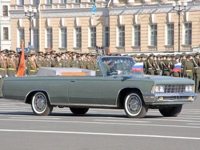 Членовоз. Фото adoleo.ru Членовоз. Фото adoleo.ru