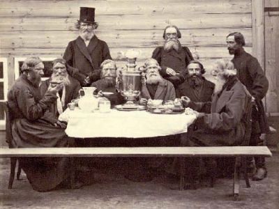 Купцы-старообрядцы. Фото: ttolk.ru Купцы-старообрядцы. Фото: ttolk.ru