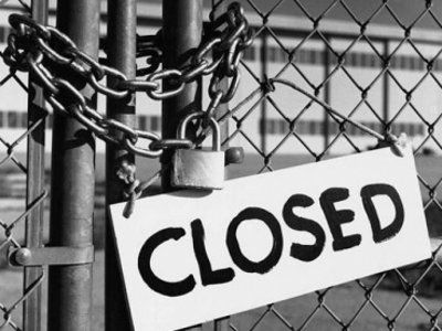 Табличка "Закрыто". Фото: birgun.net Табличка "Закрыто". Фото: birgun.net