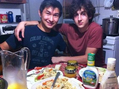 Джохар Царнаев (справа). Фото: aif.ru Джохар Царнаев (справа). Фото: aif.ru