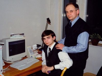 Отец и сын Сухомлины. Фото space-memorial.narod.ru Отец и сын Сухомлины. Фото space-memorial.narod.ru