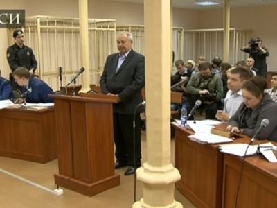 Свидетель Александр Кузнецов. Кадр с трансляции. Свидетель Александр Кузнецов. Кадр с трансляции.