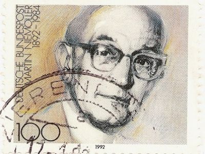 Мартин Фридрих Густав Эмиль Нимеллер. Фото people.su Мартин Фридрих Густав Эмиль Нимеллер. Фото people.su