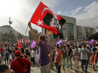 Протесты на площади Таксим (Фото: gorad.by) Протесты на площади Таксим (Фото: gorad.by)