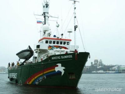 Ледокол Гринпис (greenpeace.org) Ледокол Гринпис (greenpeace.org)