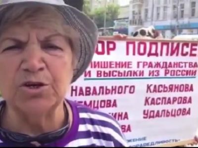 Полоумные старухи. Кадр из ролика youtube.com/watch?v=FC4NRQR9S4o Полоумные старухи. Кадр из ролика youtube.com/watch?v=FC4NRQR9S4o