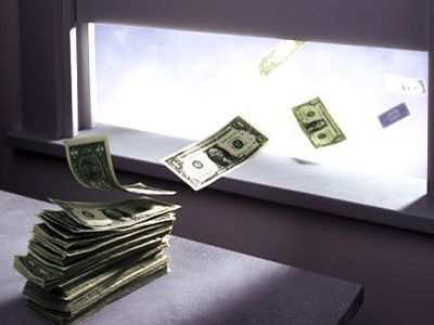 Отток капитала. Фото: wazzup.su Отток капитала. Фото: wazzup.su