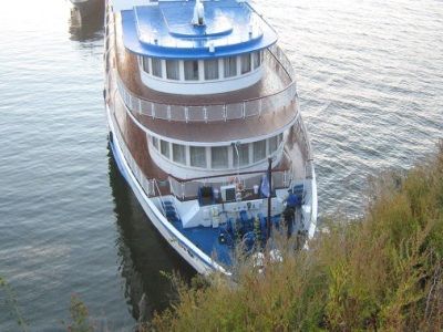 Теплоход "Родная Русь". Фото: РИА "Новости". Теплоход "Родная Русь". Фото: РИА "Новости".