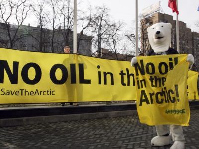 Гринпис в защиту Арктики Фото: andrey58tom.livejournal… Гринпис в защиту Арктики Фото: andrey58tom.livejournal…