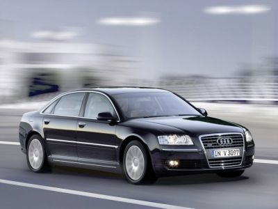 Автомобиль Audi A8 (garage97.ru) Автомобиль Audi A8 (garage97.ru)