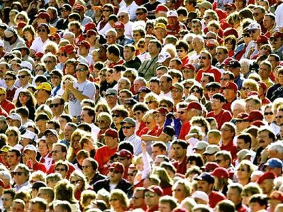 Население. Фото: podrobnosti.ua Население. Фото: podrobnosti.ua