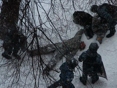 "Беркут" на улице Грушевского. Фото: unian.net "Беркут" на улице Грушевского. Фото: unian.net