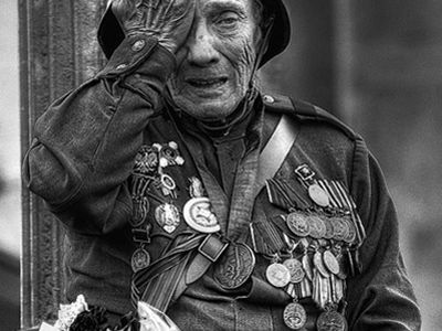 Ветеран войны. Фрагмент фото: haydisendedestekol.org Ветеран войны. Фрагмент фото: haydisendedestekol.org