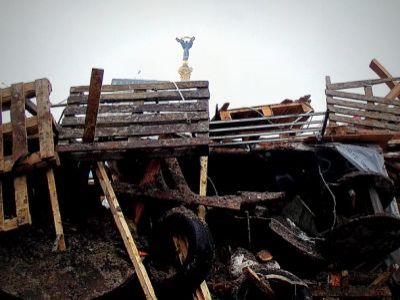 Майдан. Фото: Шагинуров Тивур/Каспаров.Ru Майдан. Фото: Шагинуров Тивур/Каспаров.Ru