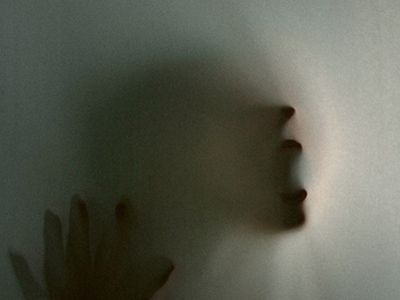 Крик боли. Фрагмент фото: photodom.com Крик боли. Фрагмент фото: photodom.com